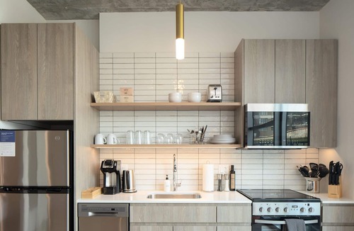 Near North Side Apartment | Kasa River North Chicago