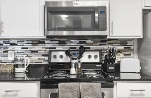 Delray Beach Apartment | Kasa | Sunny 1 BD + Pool Access | Delray Beach