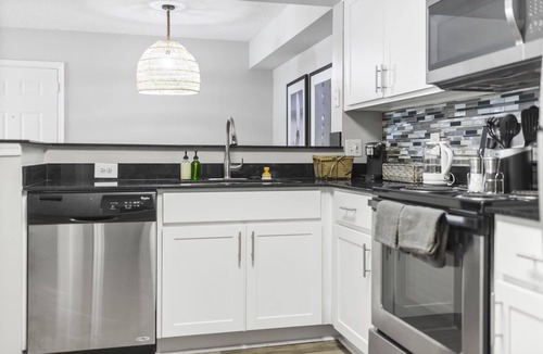Delray Beach Apartment | Kasa | Sunny 1 BD + Pool Access | Delray Beach