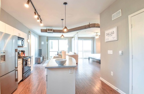 Legacy Park Apartment | Kasa | Welcoming Studio + Amenity Access | Plano