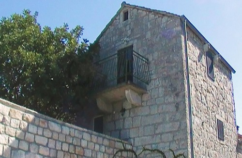 Cove Tri Zala (Zrnovo) House | "Kastil" mit privatem Pool by Interhome