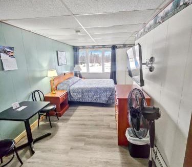 Sherman Station Hotel | Katahdin Valley Motel