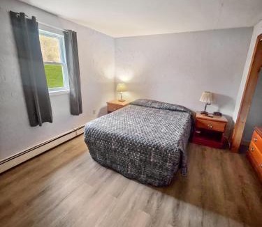 Sherman Station Hotel | Katahdin Valley Motel