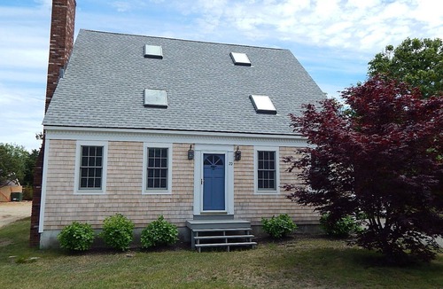 Katama House | KATAMA/SOUTH BEACH - Sleeps 8 - Walk or bike to town or the beach!