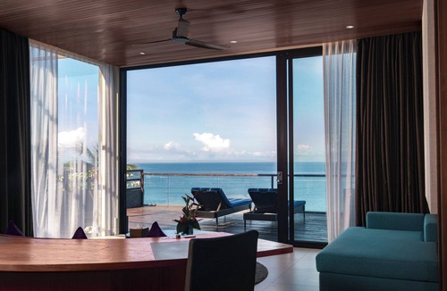 Mangsit Hotel | Katamaran Hotel & Resort Lombok