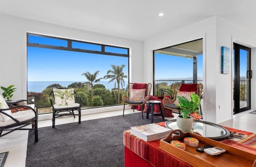 Waiotahi House | Kate and Harrys