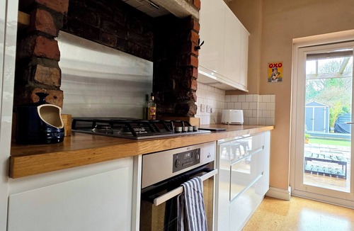 Splott House | Kate's Place by Switchback Stays