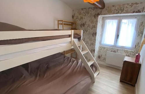 Saint-Christophe-du-Bois House | Katel chez elle - Maison 5 pers