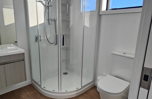 Kinloch Condo | Katelyn Studio - Rural Couples Retreat