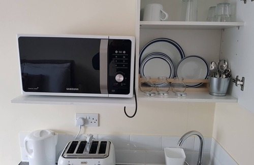 Enfield Hotel | Kathleen House Plus