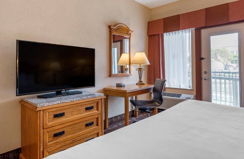 Seaside Hotel | Kathryn Riverfront Inn, an Ascend Collection Hotel