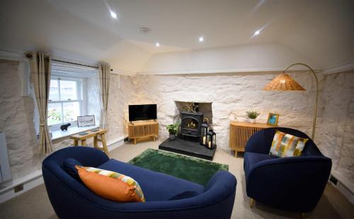 Breakish House | Katie Ann's Thatched Cottage