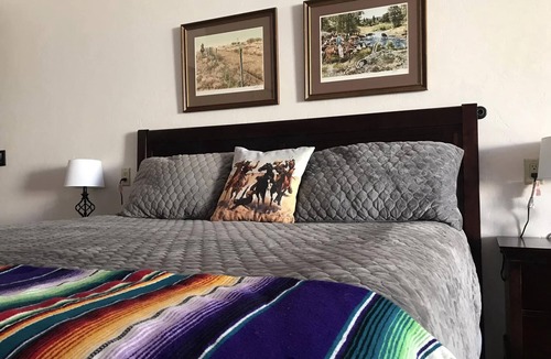 Tombstone Hotel | Katie's Cozy Suites
