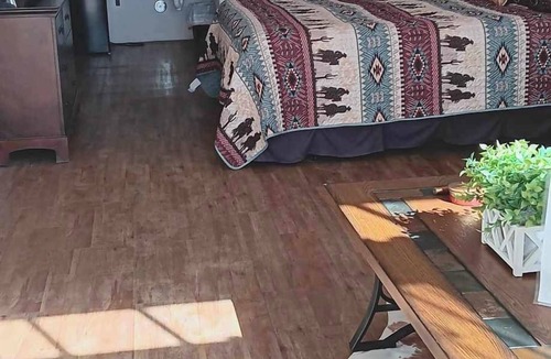 Tombstone Hotel | Katie's Cozy Suites