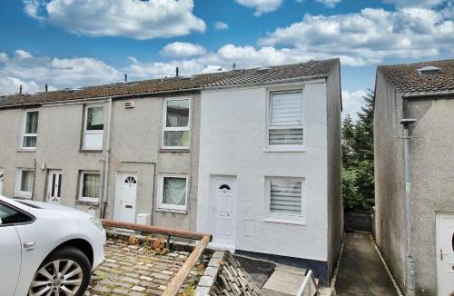 Cumbernauld Apartment | Katie's house