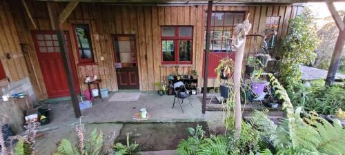 Okato Hostel | Katikara Eco-Community - Rosewood accommodations