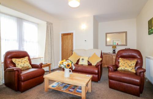 Cupar House | Katmoget Cottage