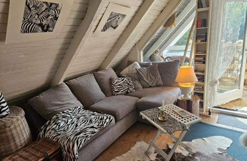 Øksenmølle House | KATs FRISTED