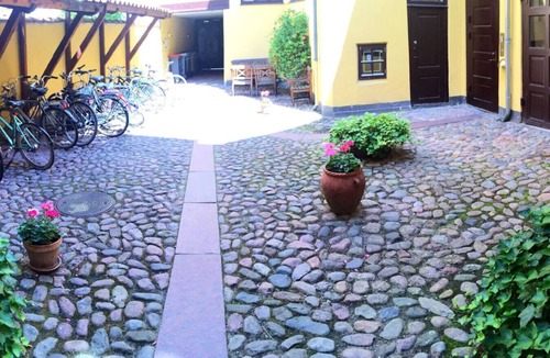 Copenhagen City Centre Apartment | Kattesundet Charm: Sleek Place - Historical Center