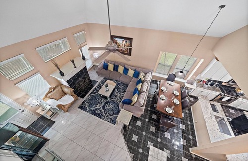 Barker House | Katy Retreat | BBQ Yard | Game Room | Sleeps 16