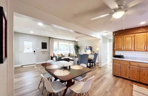 Sedalia House | Katy Trail Rest Stop