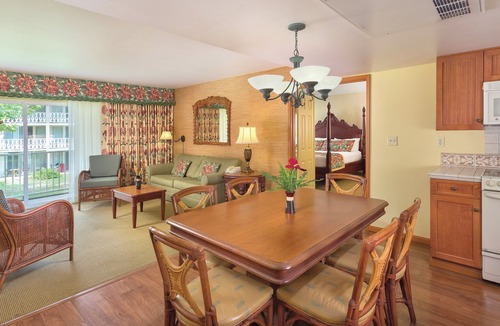 Wailua Hotel | Kauai Coast at the Beachboy