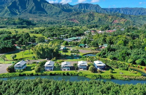 Hanalei Cottage | Kauai Exclusive! Dolphin Cottage #4