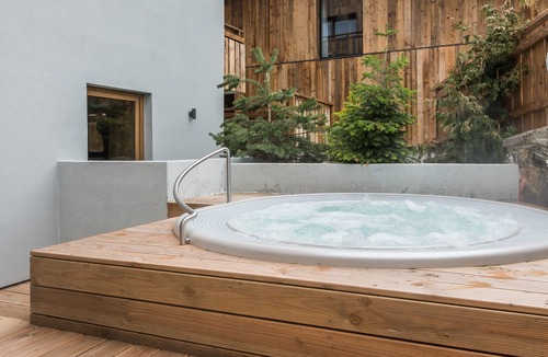 Montriond Apartment | KAURI - Luxury apartment with spa and gym