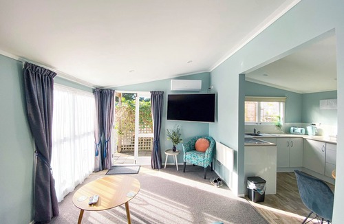 Parua Bay Bed & Breakfast | Kauri Villas