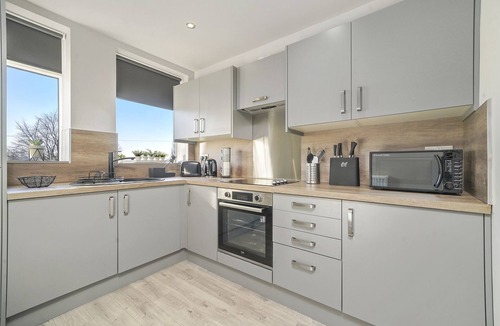 Golborne Apartment | Kauto Star Apartment by Stone Pit Apartments
