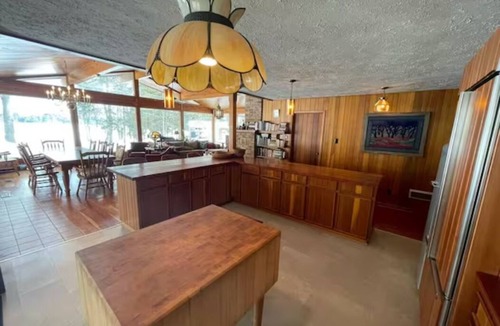 Irondale Cottage | Kawartha Lakes Private Lakefront Estate