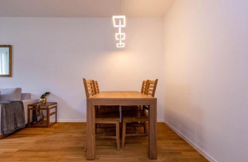Werd Apartment | KAYA Zurich Apartment 1A - Downtown 2BR Deluxe Apt