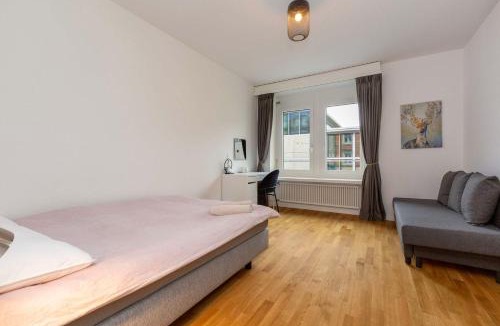 Werd Apartment | KAYA Zurich Apartment SAPPHIRE - Downtown 2BR Deluxe Apt