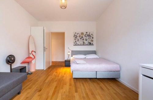 Werd Apartment | KAYA Zurich Apartment SAPPHIRE - Downtown 2BR Deluxe Apt