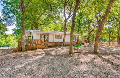 New Braunfels House | Kayak, Cowboy Pool, 20% Off, River, Nature, Family