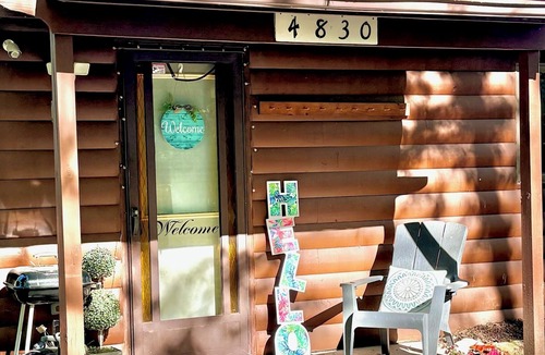 Long Lake Cabin | Kayak & Fire Pit! Sleeps 9!