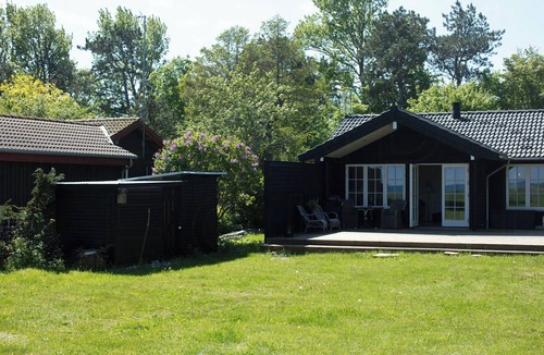 Klint House | Kayak, fish and enjoy the sea view