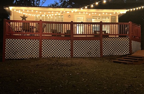 Jackson Cottage | Kayak, Grill, Fishing, Firepit