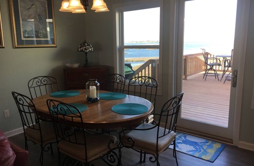 Cedar Point House | Kayaker and Bird Watchers Dream: Freshly Renovated with Breathtaking Views