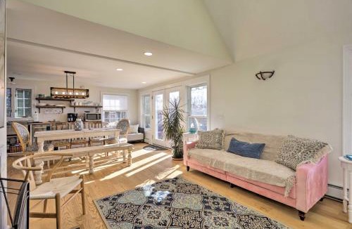 Kenyon House | Kayaks, Deck & Pond Access: Rhode Island Retreat!
