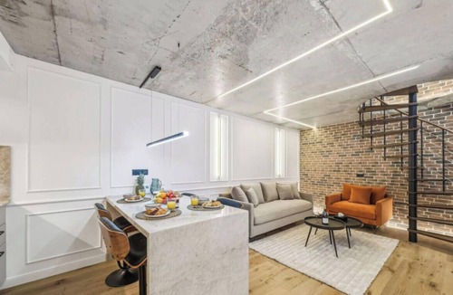 Malakoff Apartment | Kaza Bella – Paris Brancion | House with Jacuzzi