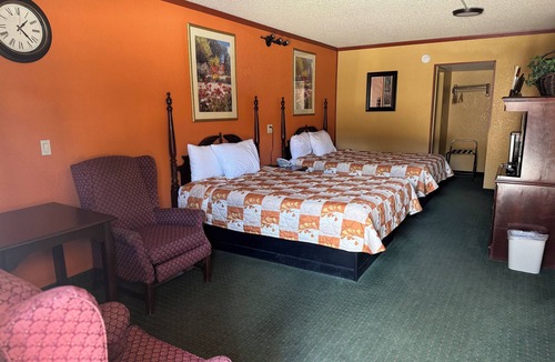 Show Low Hotel | KC Motel