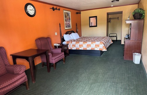Show Low Hotel | KC Motel