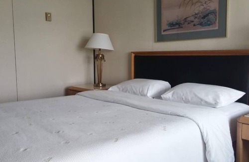 Vars Hotel | KC's Country Inn