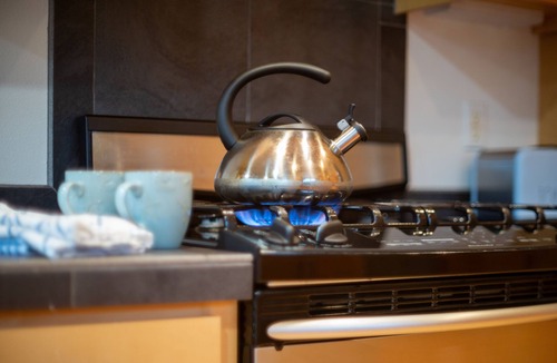 Warrenton House | KC's Serenity By The Sea/Jacuzzi/Fire-pit