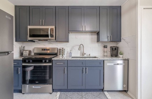 Waldron Apartment | KC World Cup Stay Monthly Near Netherlands Camp