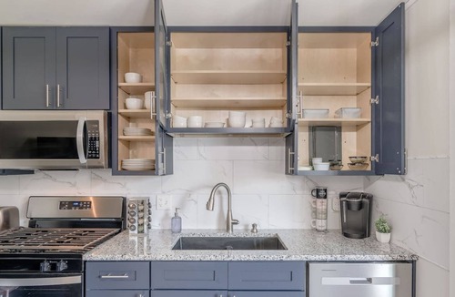 Waldron Apartment | KC World Cup Stay Monthly Near Netherlands Camp