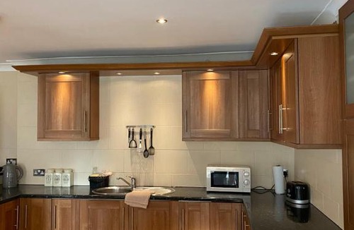 Great Sutton House | KCD Rooms - Ellesmere Port