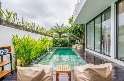 Padonan Villa | Kecubung Villa - Three Bedroom Villa, Sleeps 6