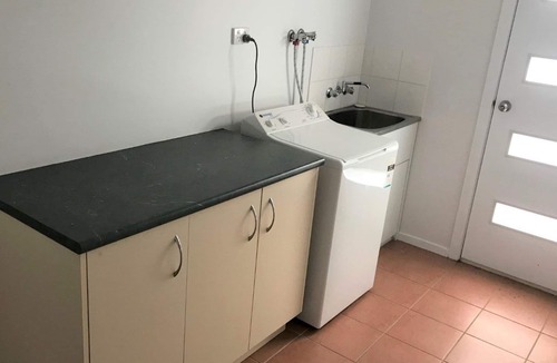 Cowes Apartment | Kedah Central Retreat